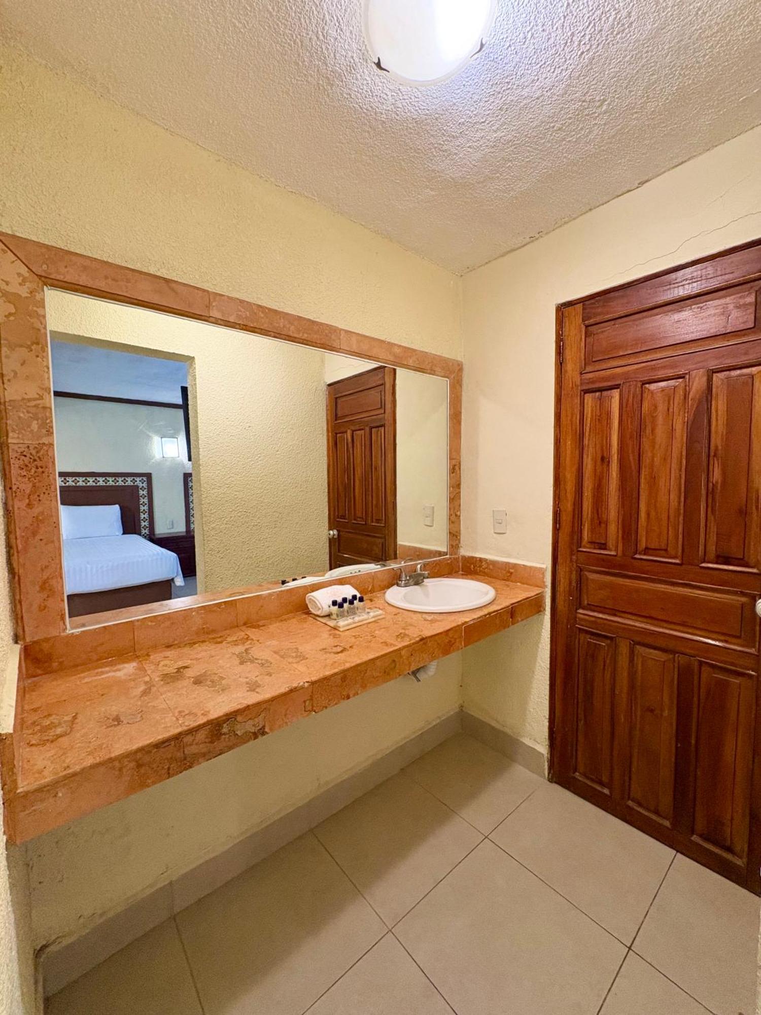 Hotel Center Cancun