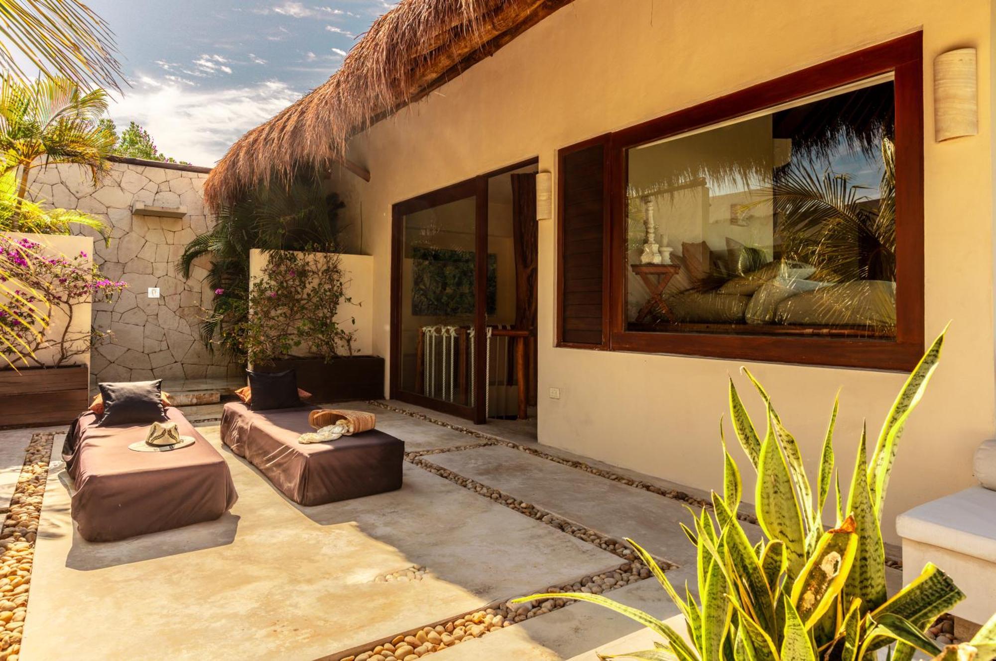 Casa Punta Coco & Beach Club (Adults Only)