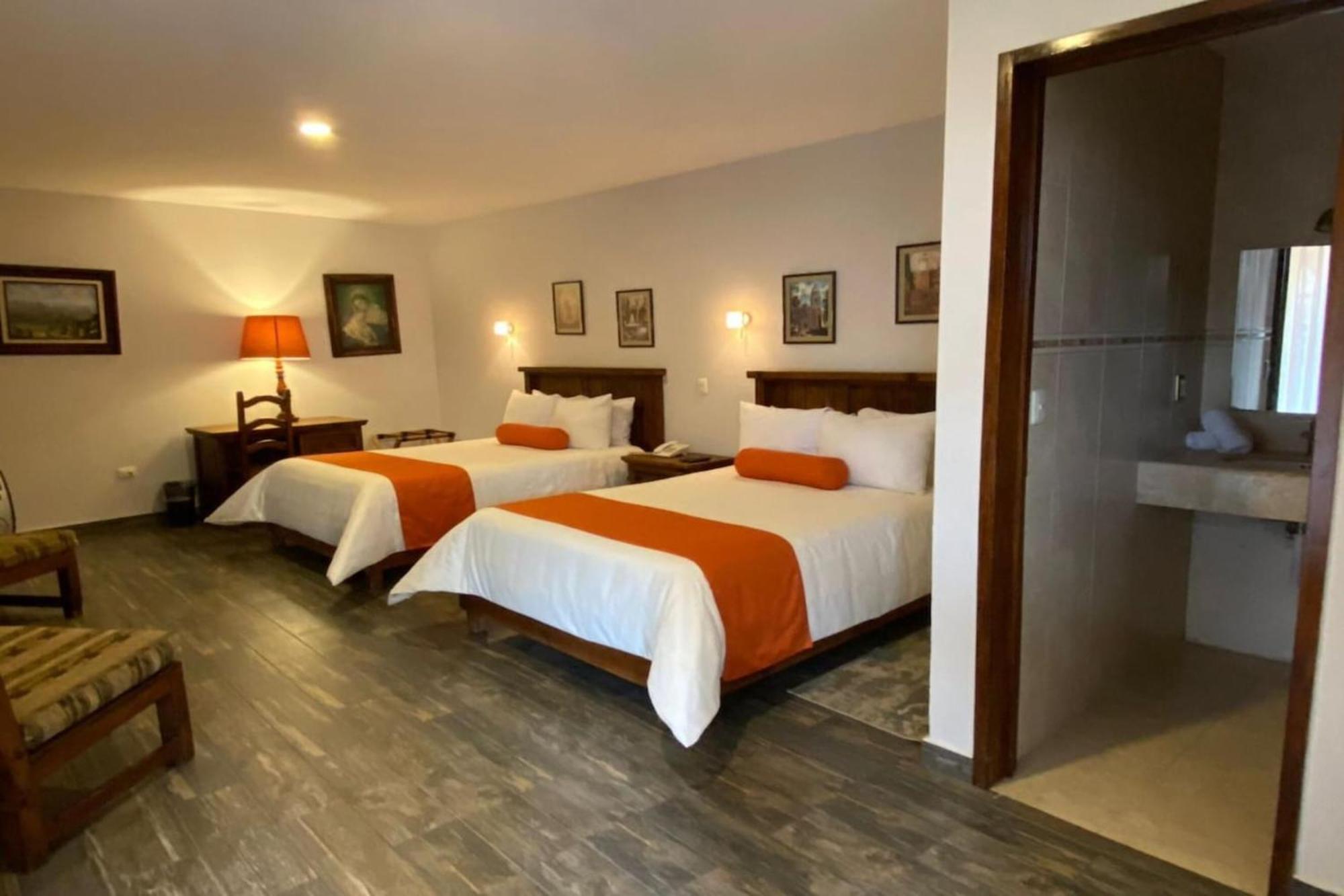 Hotel Capital O La Huerta Golf & 3*