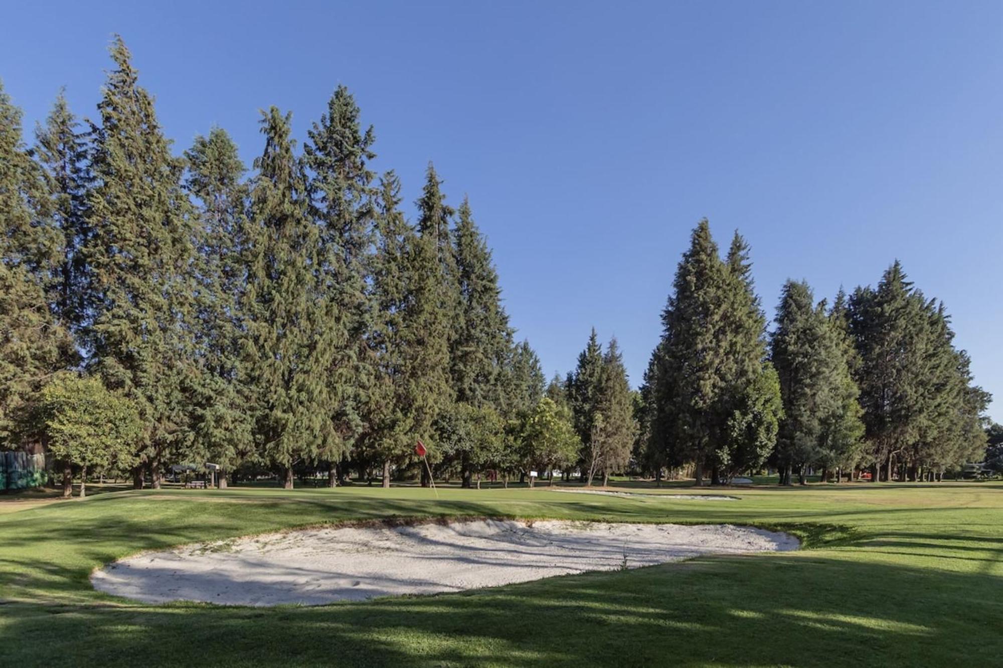 Hotel Capital O La Huerta Golf & Cholula