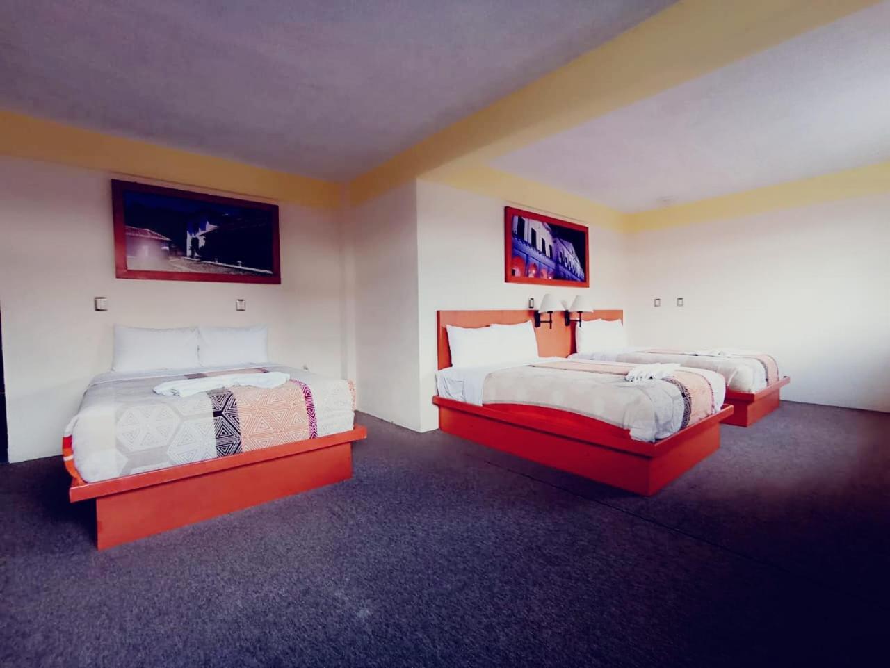 Azulejos Hotel