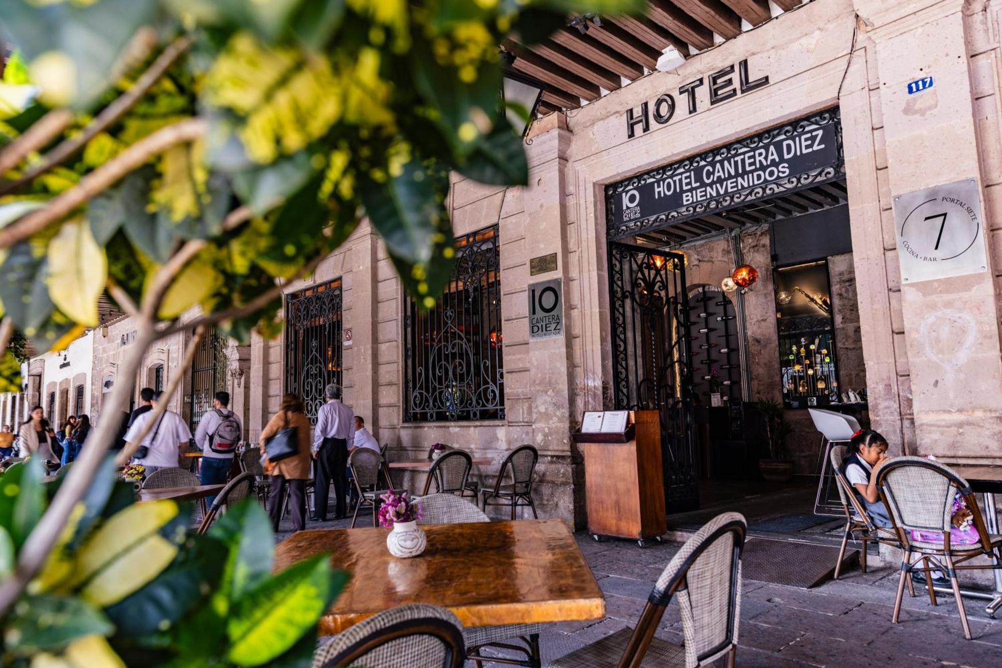 Cantera 10 Boutique Hotel