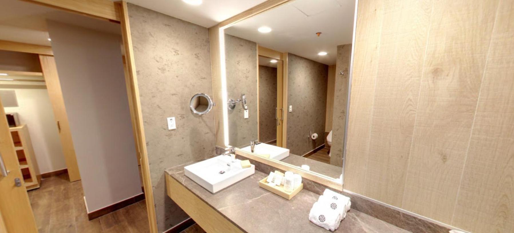 Hotel Galeria Plaza 5*