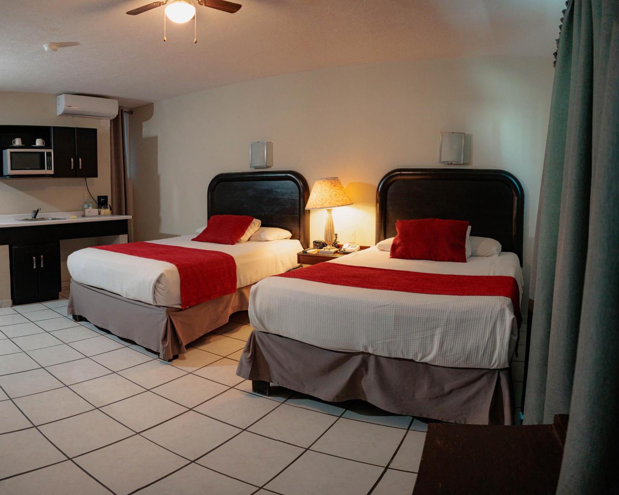 Howard Johnson By Wyndham Guanajuato Avenida Hotel