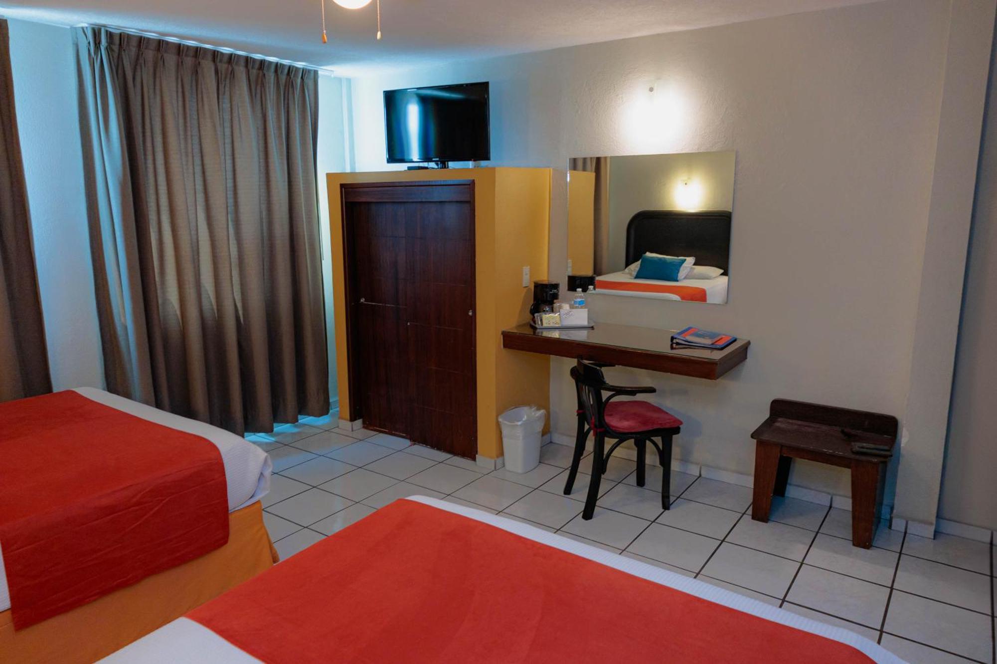 Howard Johnson By Wyndham Guanajuato Avenida 3* Leon