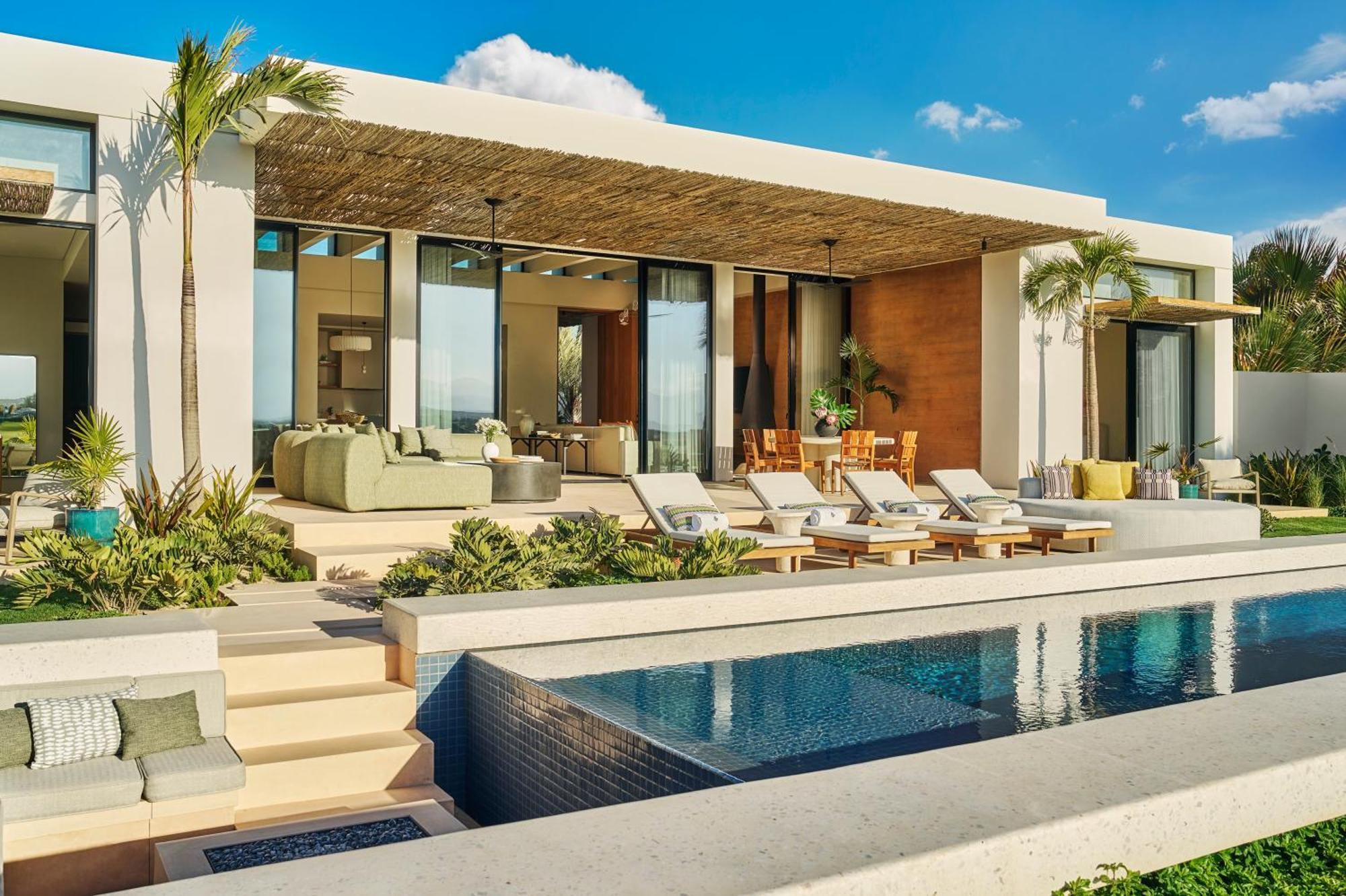 Four Seasons Cabos 5*