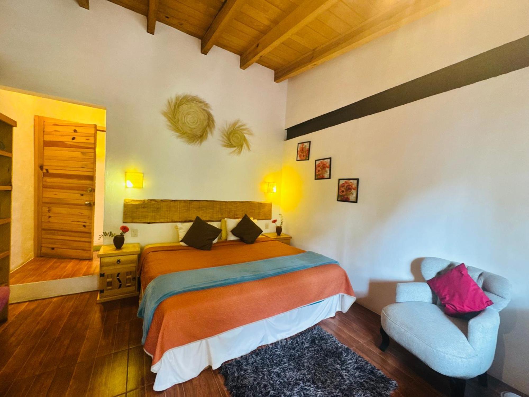 Encino House Boutique Valle de Bravo