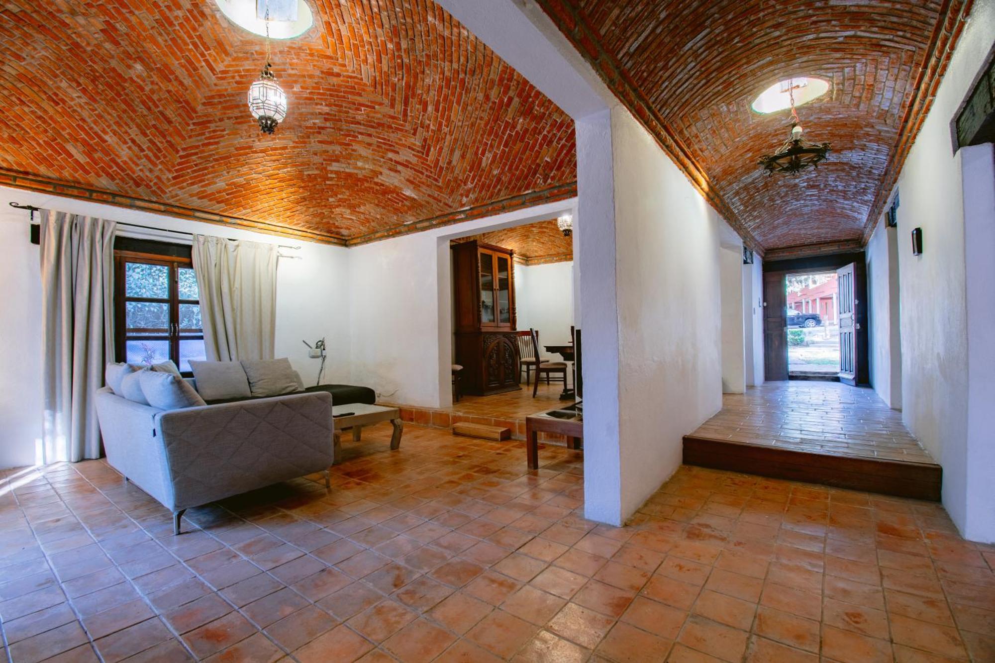 & Club Hotel 4*