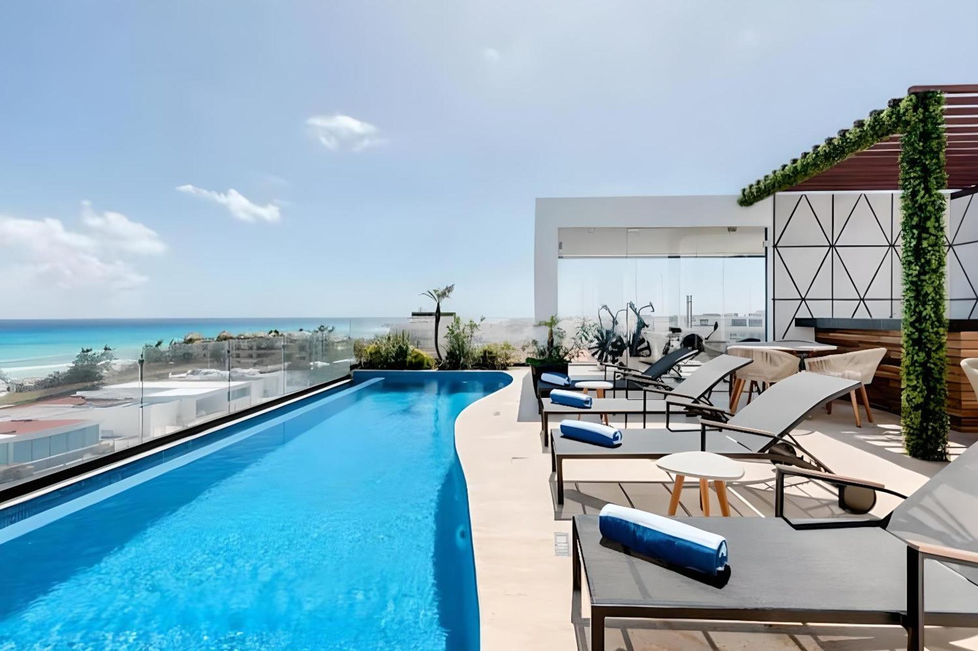 One Paralia By Andiani Apartment *