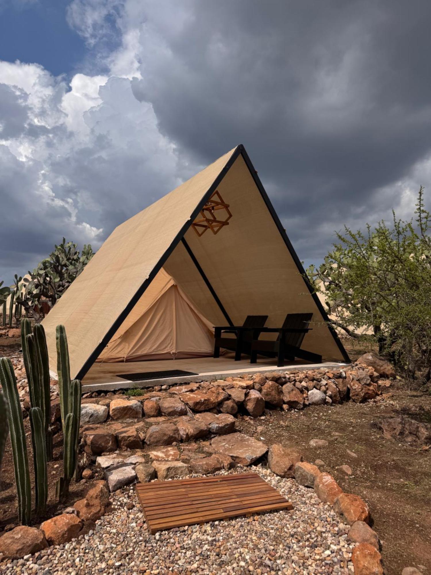 Hotel Coyote