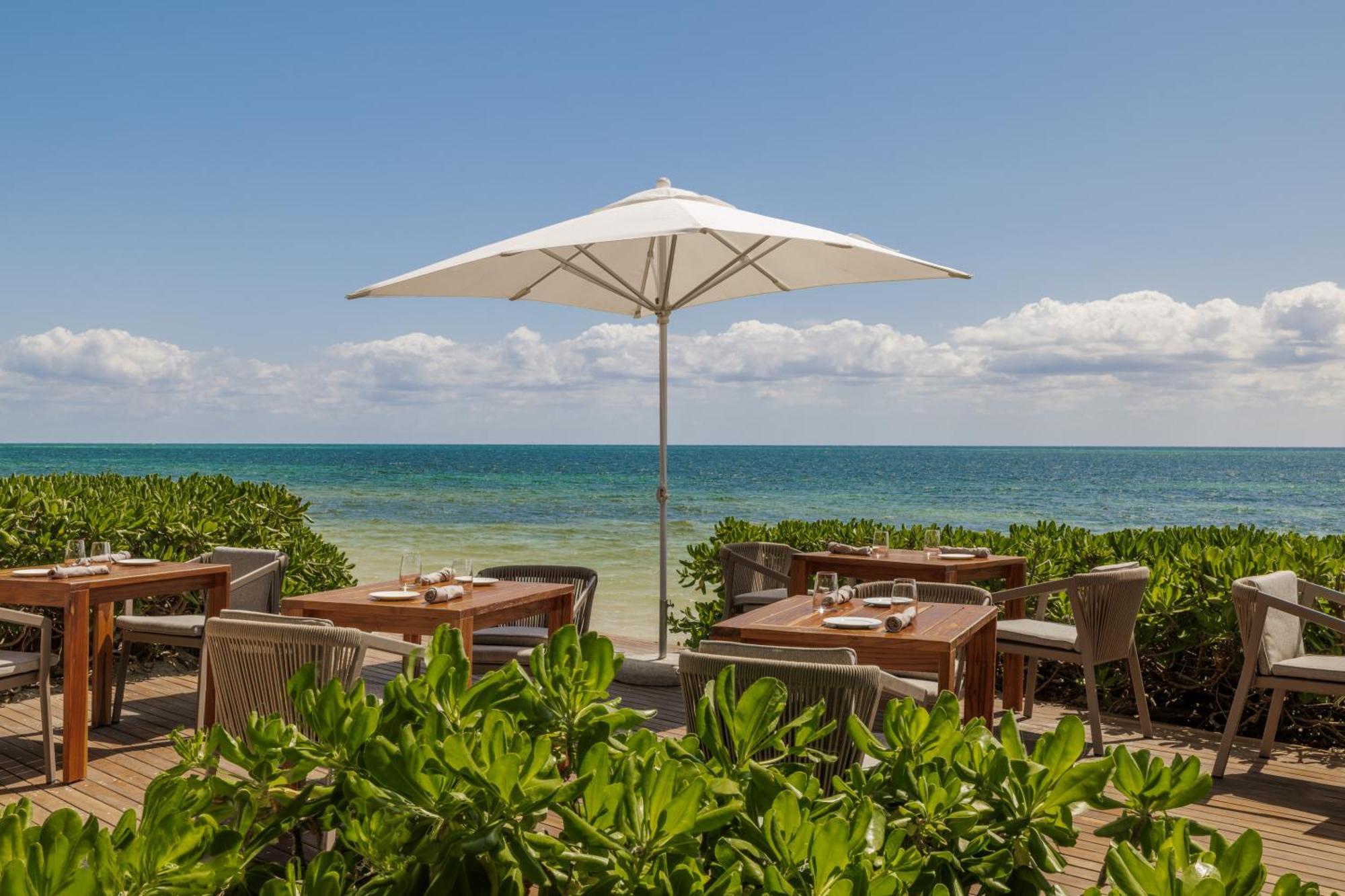 Resort Paraiso De La Bonita Adult All-inclusive, A Luxury Collection Puerto Morelos