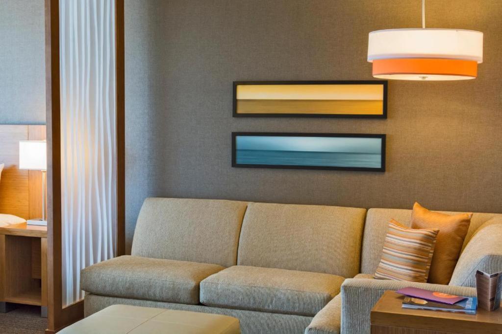 Hyatt Place Cabos 3*