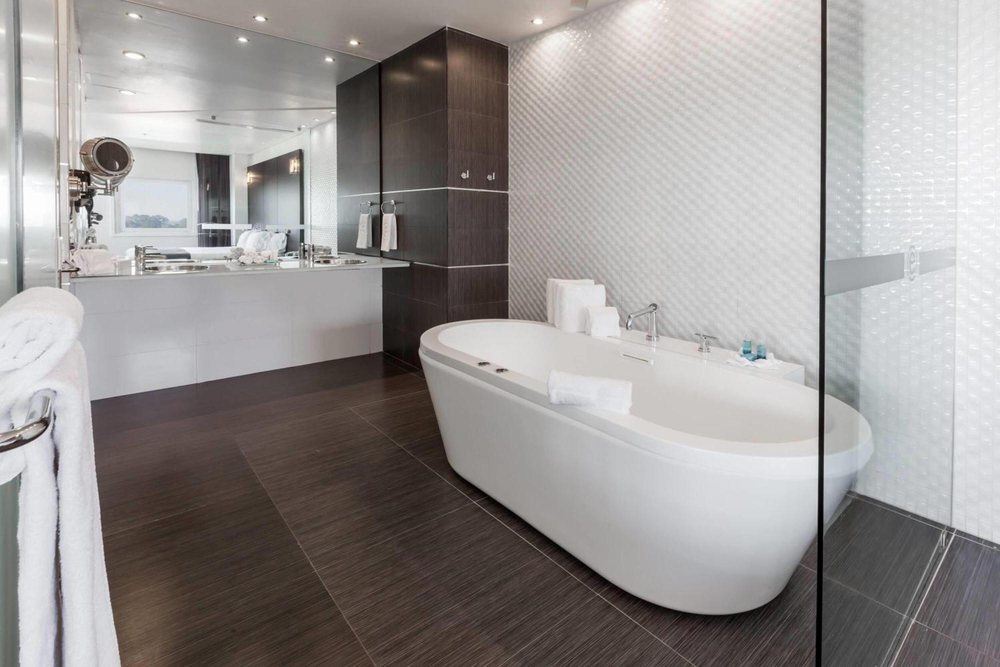 Hotel Ramada Encore By Wyndham Guadalajara Sur Palomar