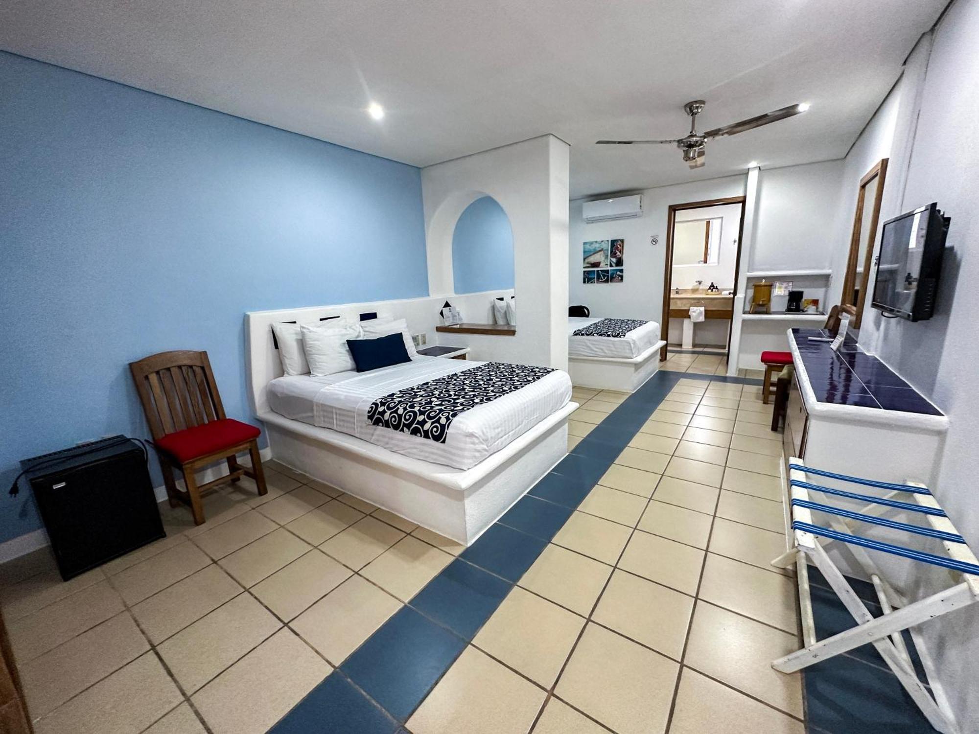 Western Chahue Hotel
