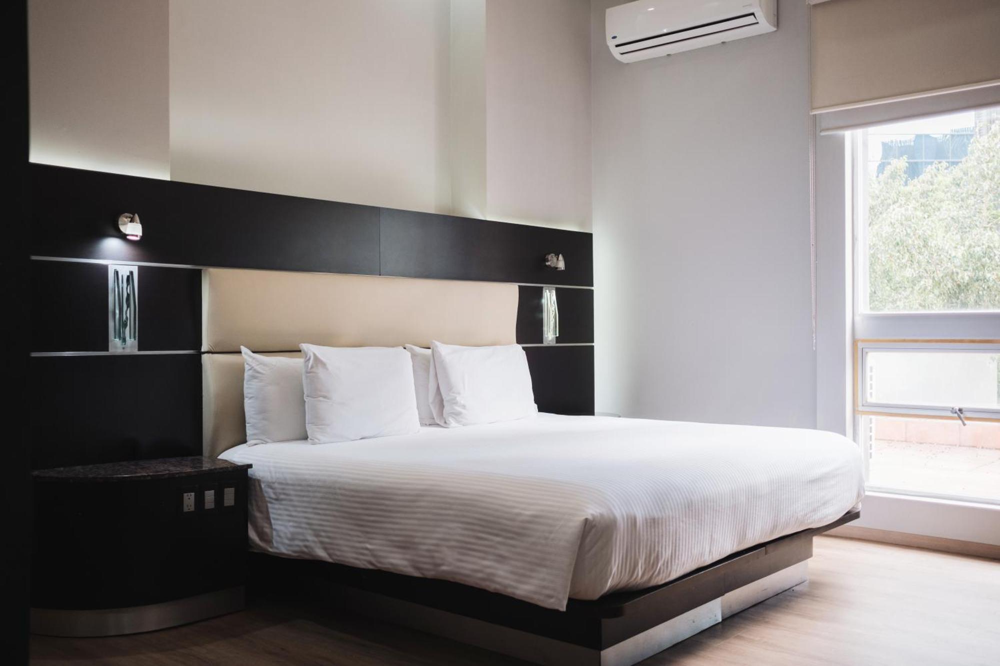 Exe Cities Reforma 4* Mexico City