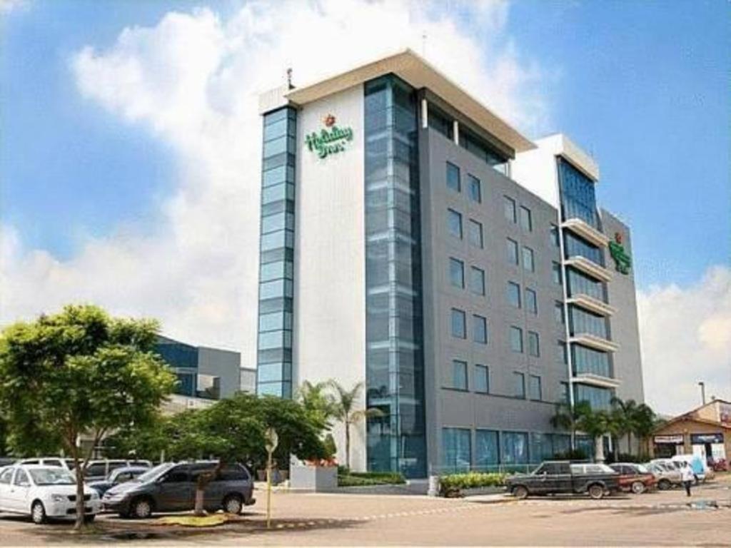 By Ihg 3* Irapuato