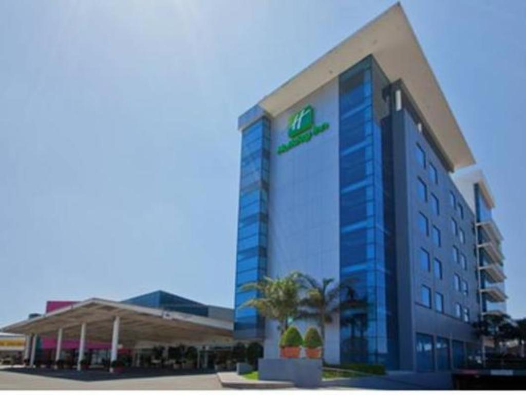 By Ihg Irapuato
