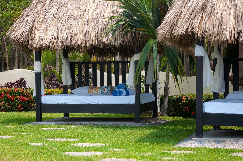 Hotel Artisan Playa Esmeralda Family Playa Chachalacas