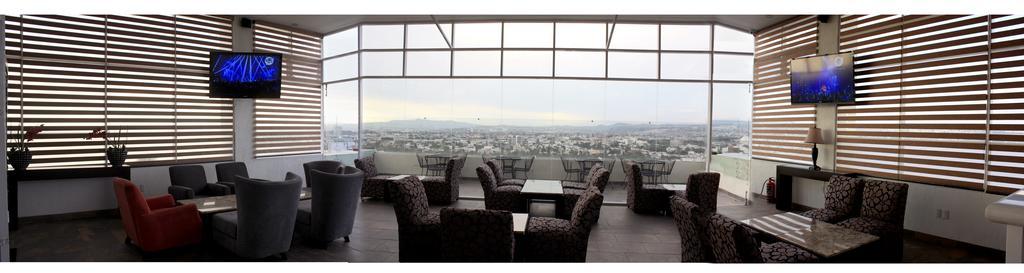 Western Crown Victoria Hotel 4*