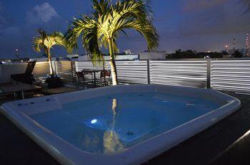 Tucan Cancun