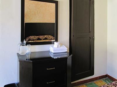 Hotel Amparo 2*