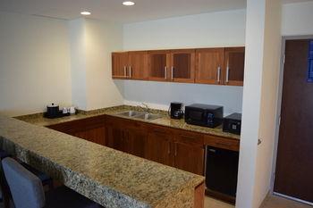 Hampton & By Hilton Cabos Hotel San Jose del Cabo