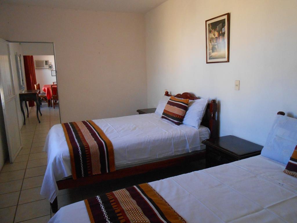Hotel Y Monteverde 3*
