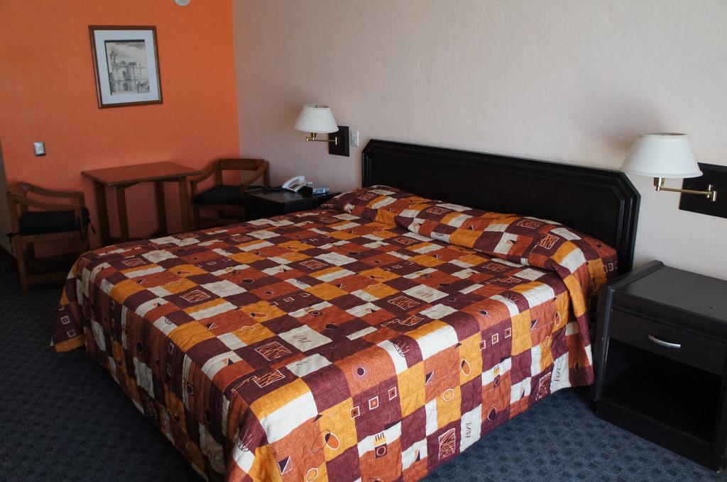 Hotel Casa Grande Y Centro De Negocios 5*