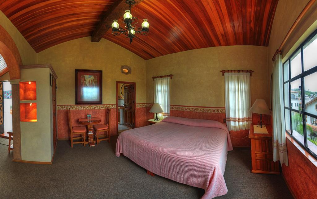 Hotel San Javier Taxco de Alarcon