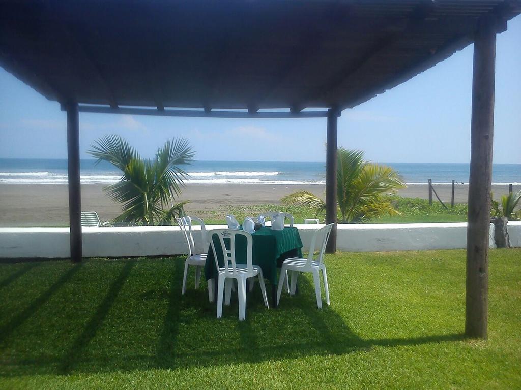 Hotel Arrecife Playa Chachalacas