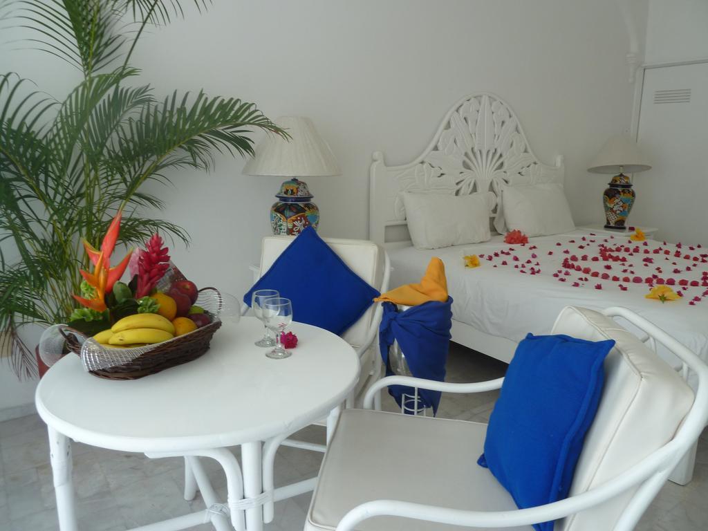 Dolphin Cove Aparthotel Manzanillo