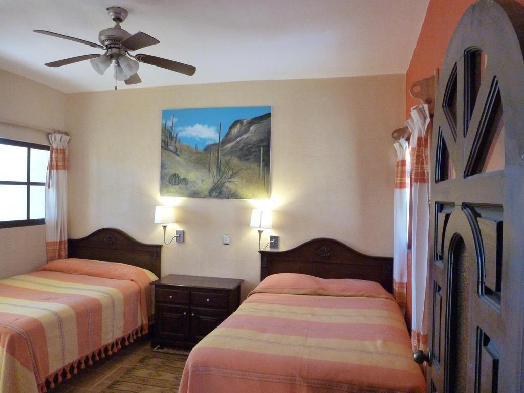 Bed & Breakfast La Cupula Teotitlan *
