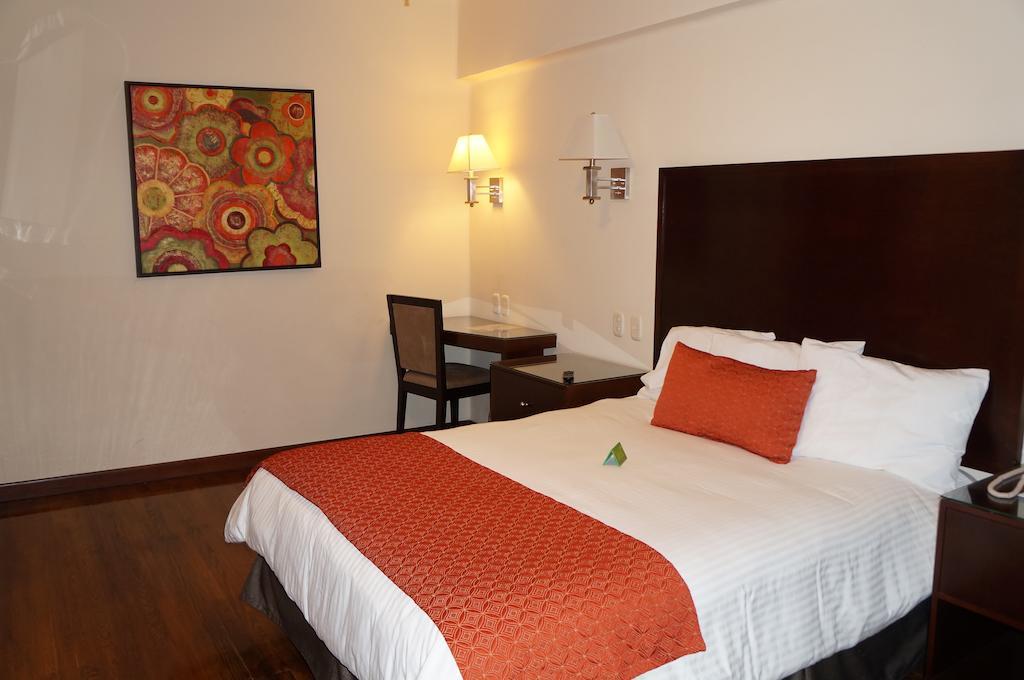 Hotel Plaza