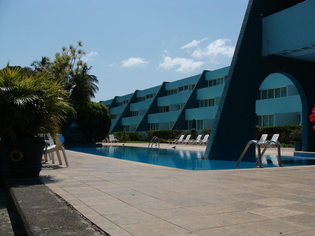 Hotel La &