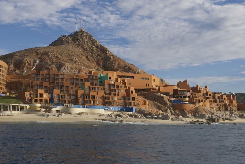Hotel Club Regina Cabos 4*