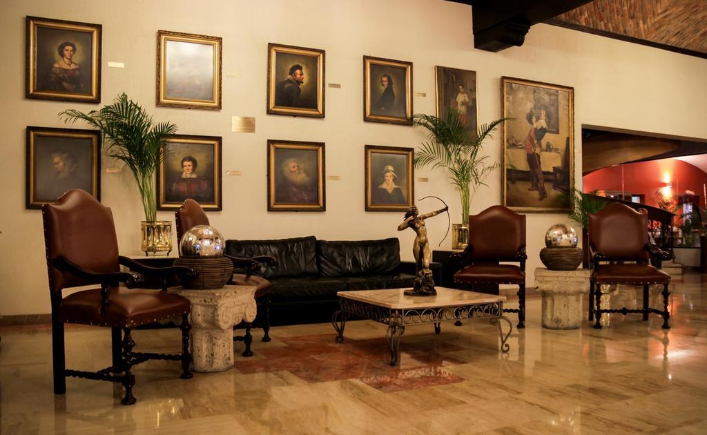 Hotel Real De Minas Poliforum 4*