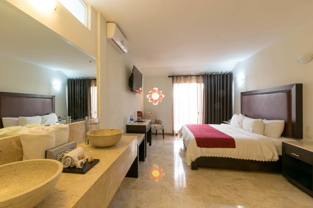 Hotel Real De Minas Poliforum Leon