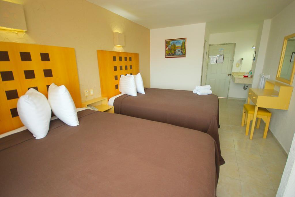 Hotel Del Carmen