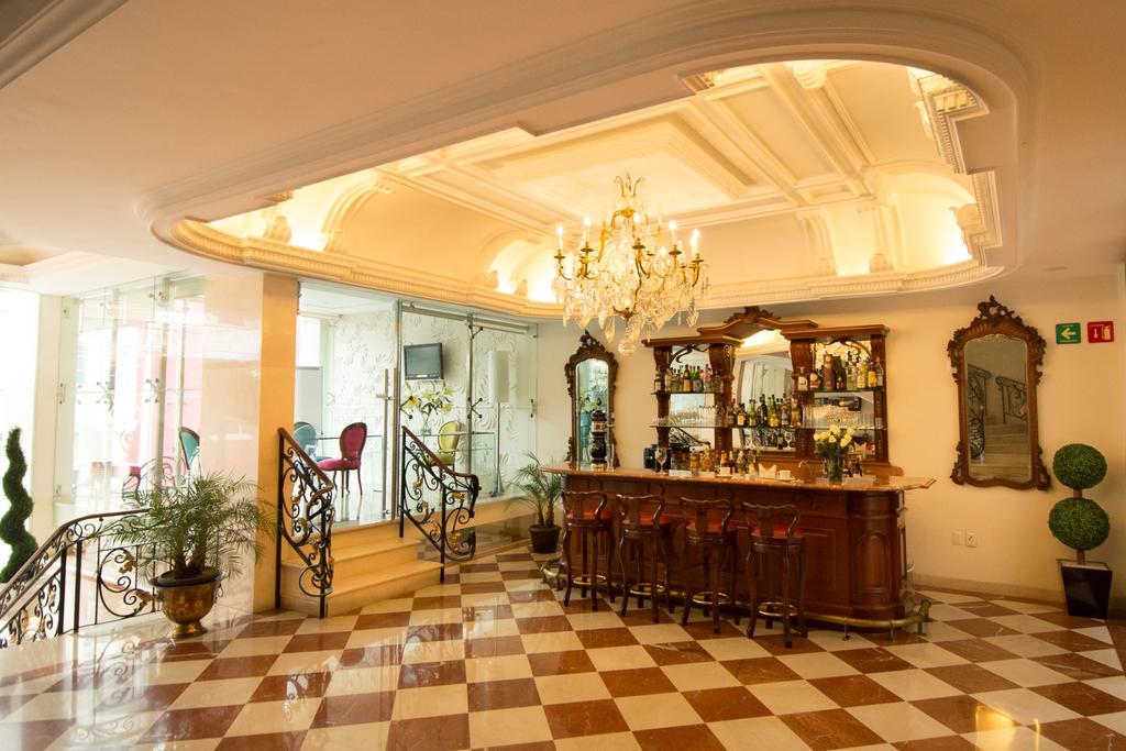 Hotel Grand
