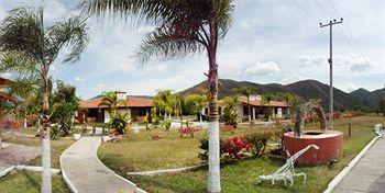 Hotel Jaras Parque Acuatico Y Temazcal La Garita