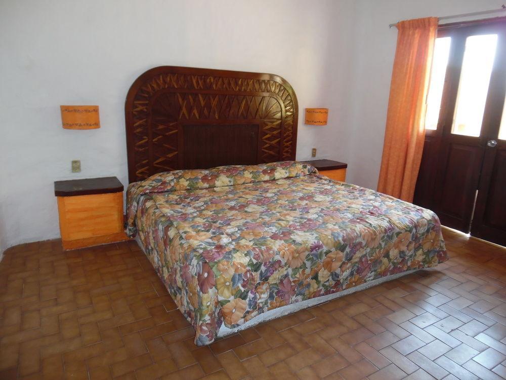 Hotel Plaza Tucanes 4*
