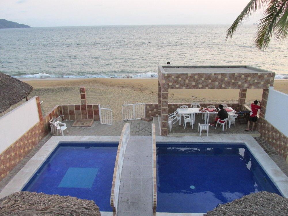 Albatros Manzanillo