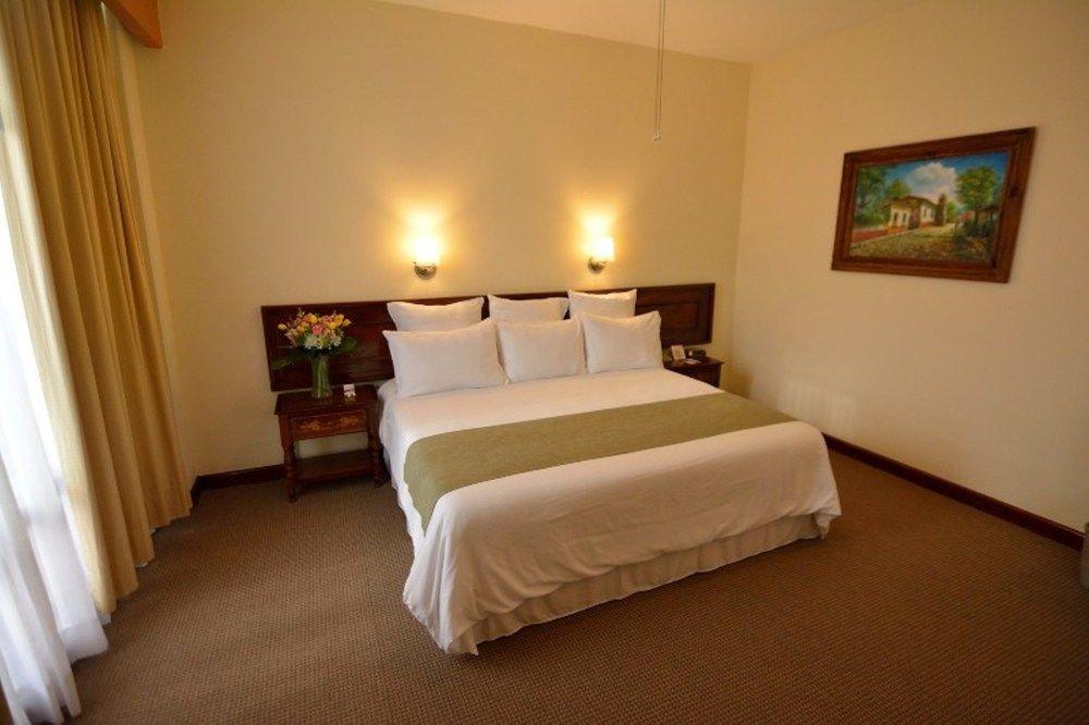 Plaza Uruapan Hotel