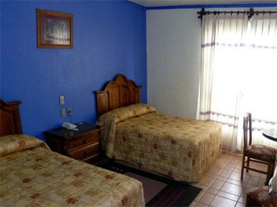 Dorado, Hotel