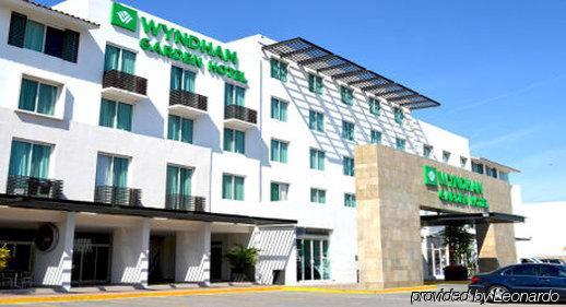 Wyndham Garden Bajio Aeropuerto Hotel 5*