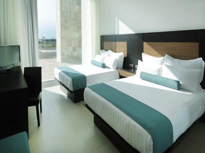 Wyndham Garden Bajio Aeropuerto Hotel 5*