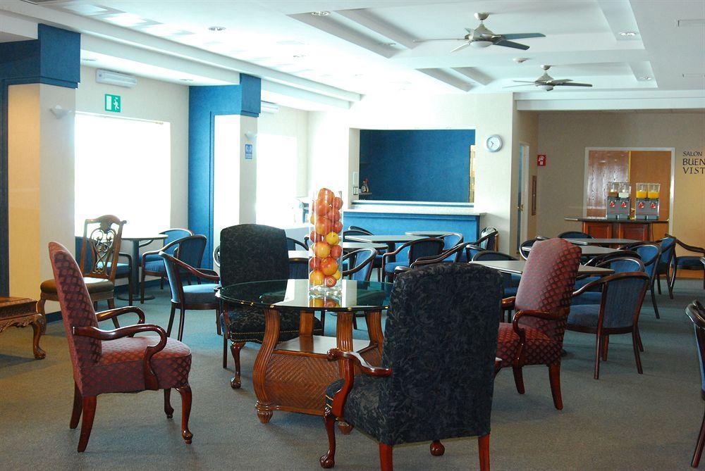 Rio Vista Business High Class Hotel Tampico