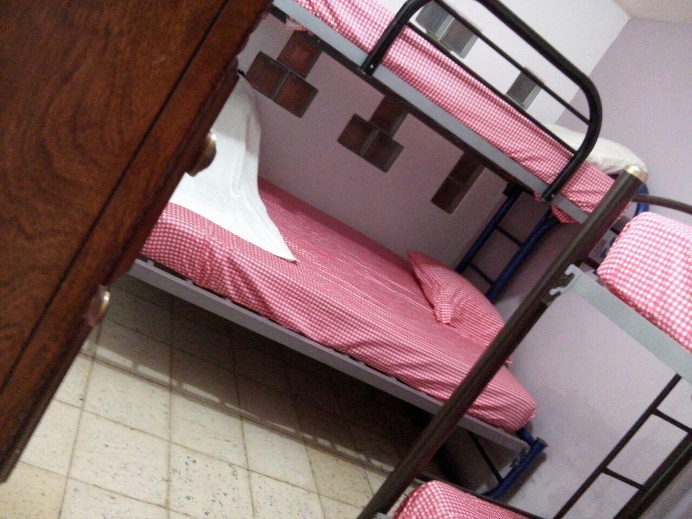 Maple Hostel *