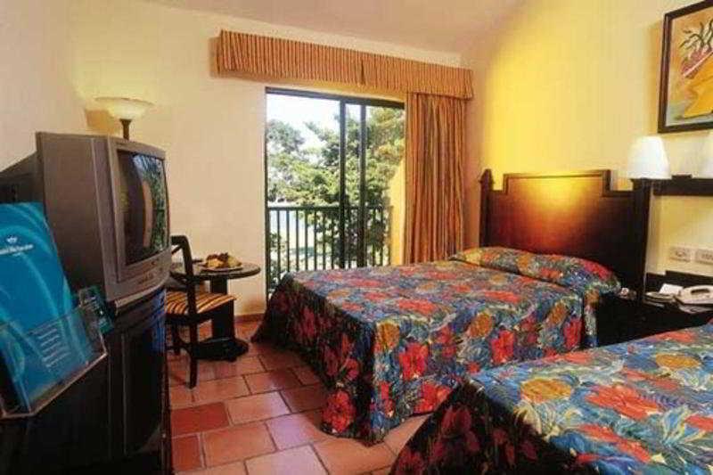 Riu Lupita Hotel
