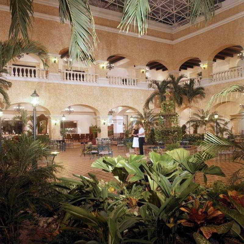 Hotel Aventura Cove Palace
